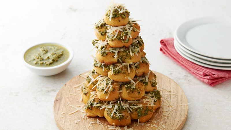 Pesto-Parmesan Christmas Tree • Clattr